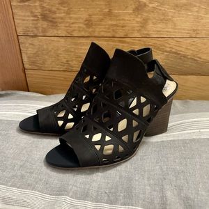 Vince Camuto Heels